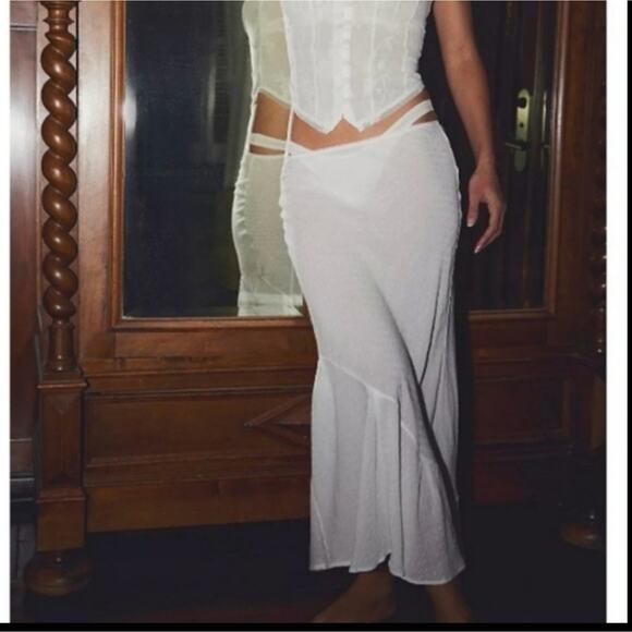 Intimately Free People NWT Sweet On You Bias Half Slip Maxi Skirt Clean Ivory - Picture 1 of 14